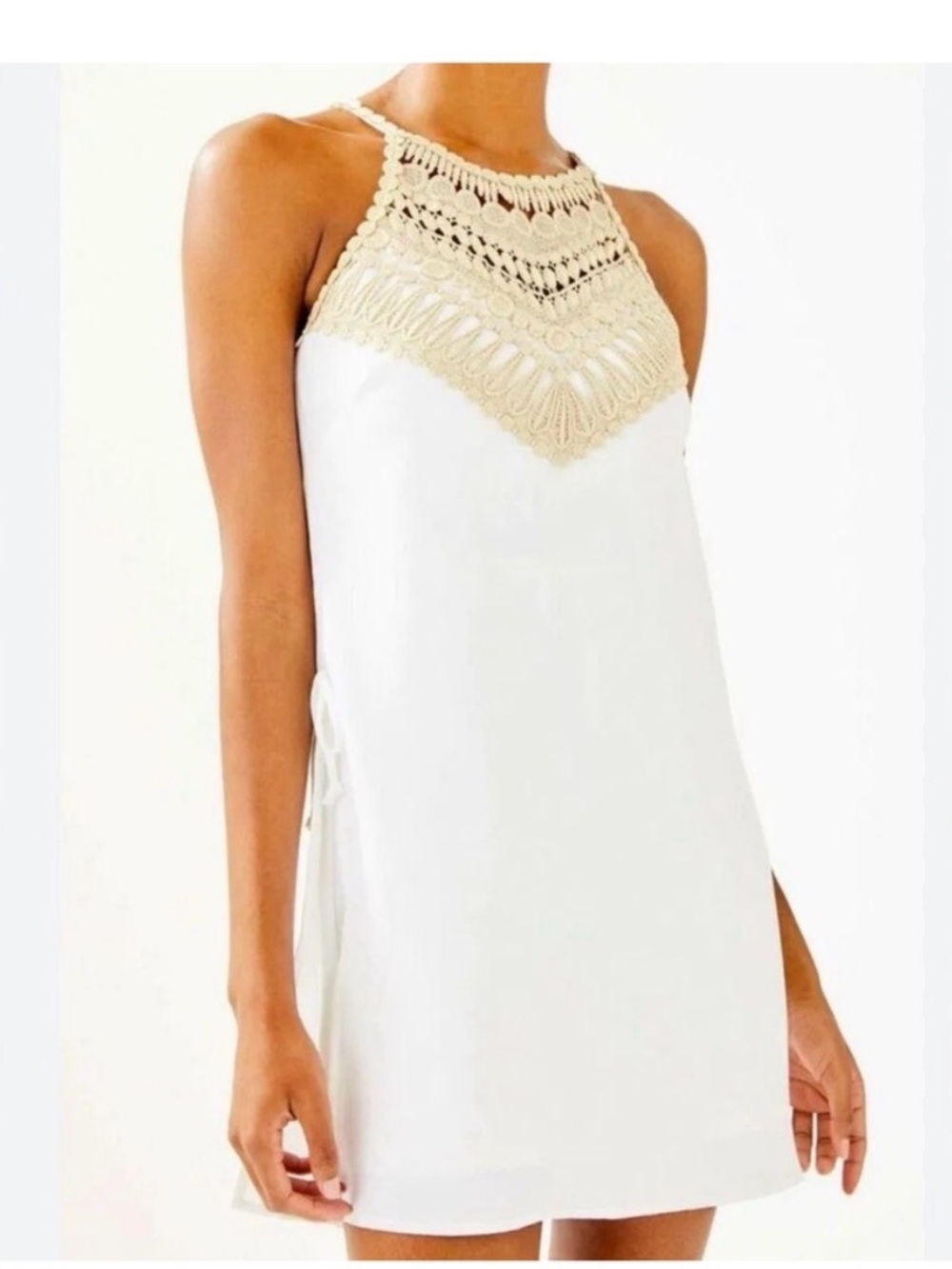 Lilly Pulitzer White Mini Dress with light gold detailing - Picture 1 of 4